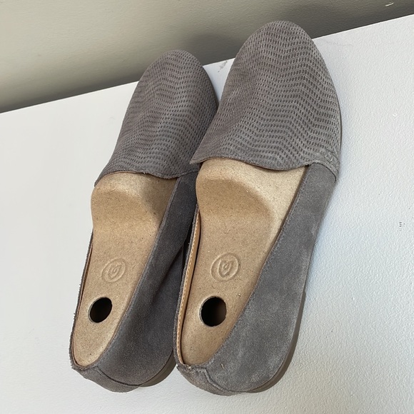 Lucky Brand Cattina Perforated Suede Slip On Flats, Size 8M, Taupe - Picture 10 of 13